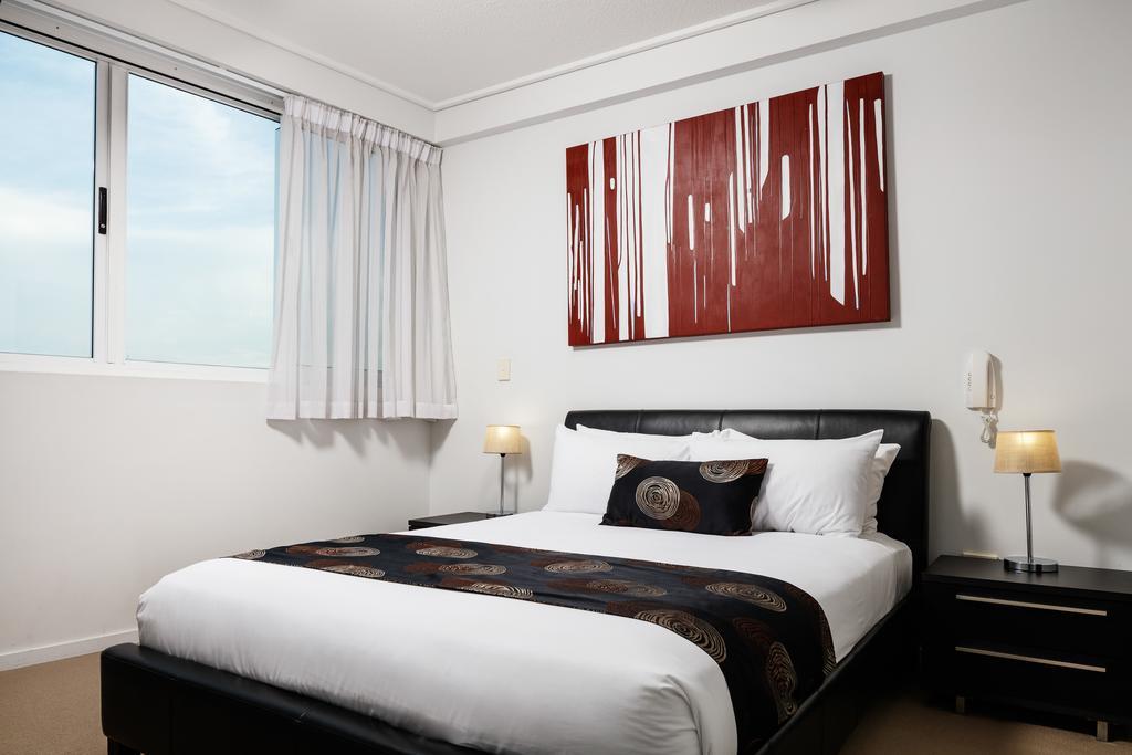 Central Holborn Apartments Таунсвіль Екстер'єр фото